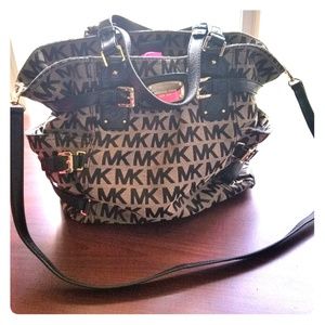 Michael Kors Large Tote Shoulder Bag